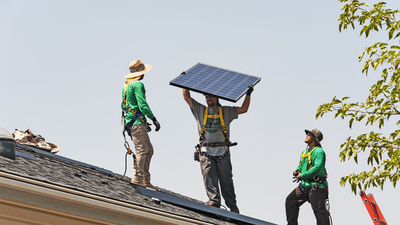 Her evin çatısında güneş paneli bulunacak!