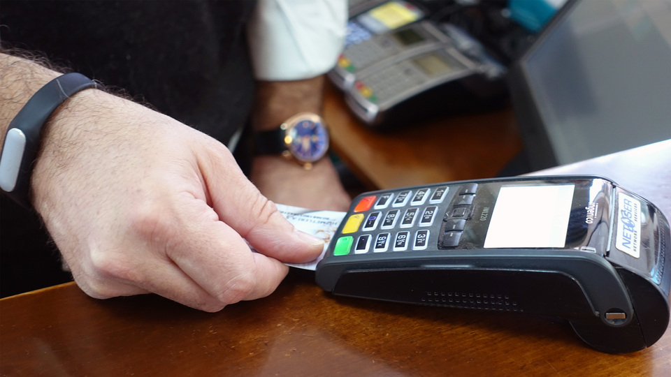 Kredi kartının en çok harcandığı gün!