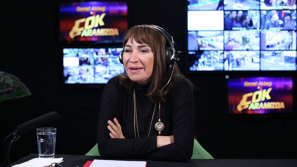 "Demet Akbağ ile Çok Aramızda" yeni maceralarına 18 Mayıs Cuma başlıyor!