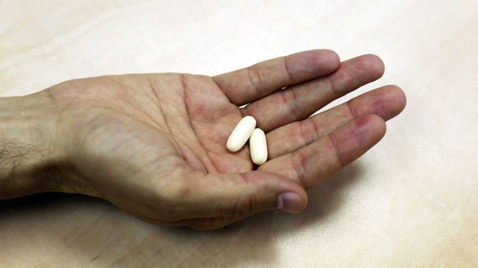 Uyanık kalmak için yaptığı şey hayatını kararttı! Önce gözlerinde sarılık oluştu, sonra da...