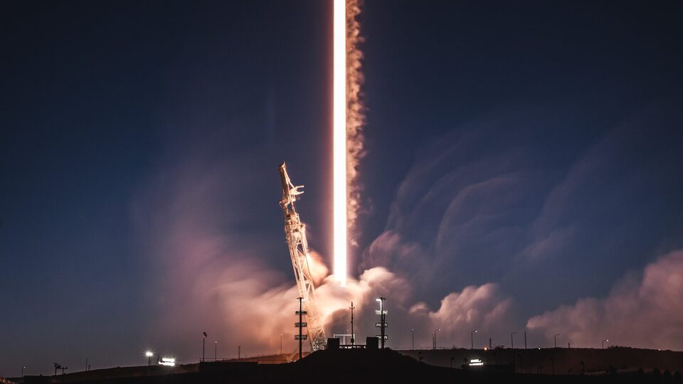 100 kez uçması için tasarlanan rokete ne oldu?