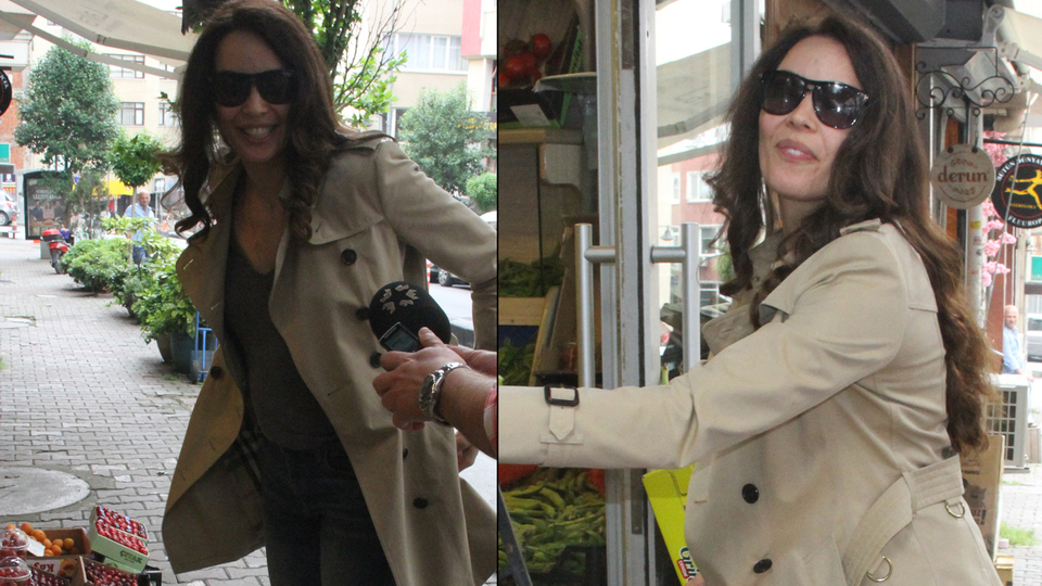 Azra Akın hamile mi?