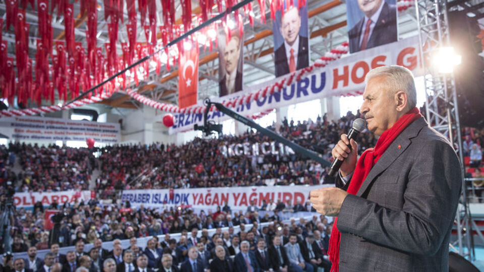 Başbakan Yıldırım: Milletin kararı başımızın üstünde