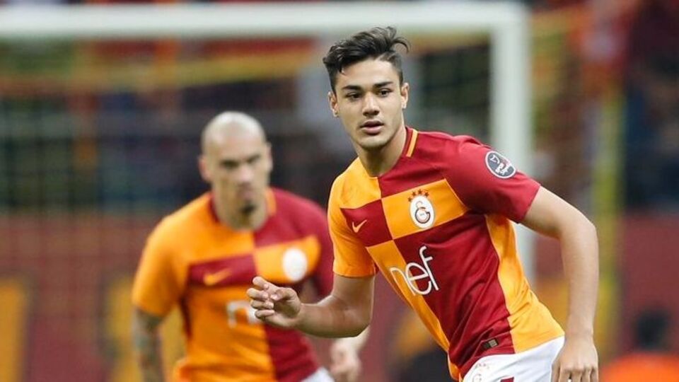 Ozan Kabak tarihe geçti!