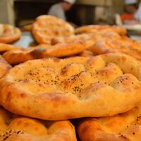 Çıtır çıtır Ramazan pidesi tarifi