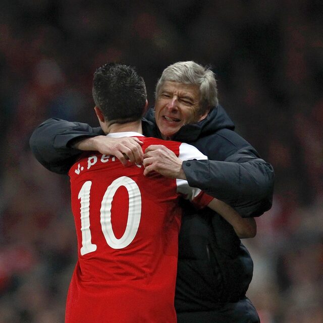 "Wenger benim futboldaki babamdı"