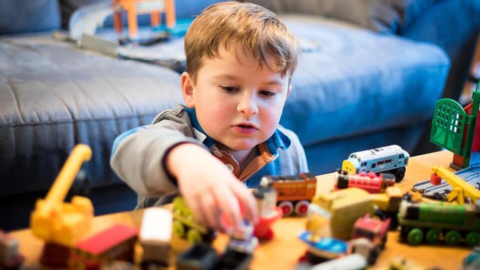 Çocuğun oyuncağı mesleğinin ipucu! Eğer ev aletleriyle oynuyorsa...