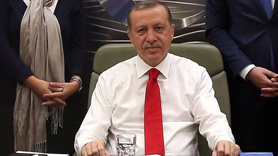 Erdoğan toplantıya uçaktan bağlandı: "Sandıklara hakim olmalıyız"
