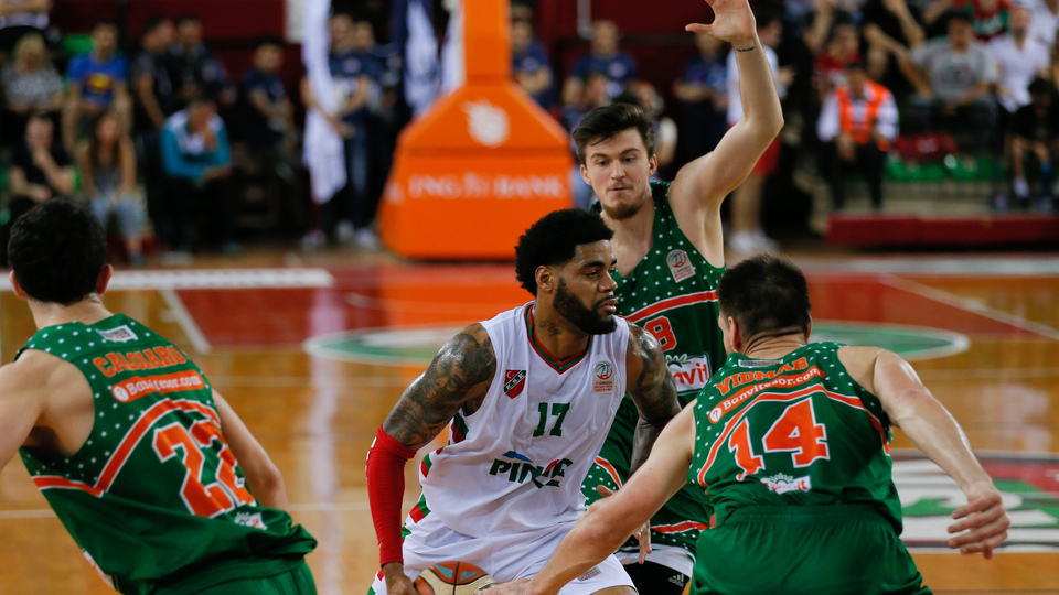 Banvit deplasmanda kral!