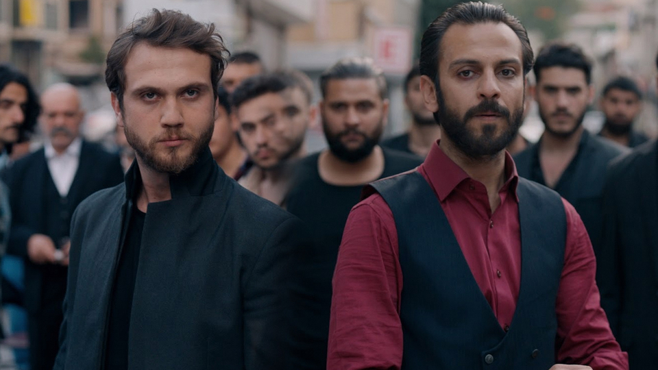 Başarılı oyuncu Çukur'a konuk oldu!