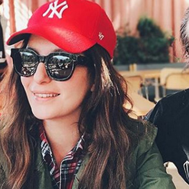 "Ortaokuldaki platonik aşkımla beraberim"
