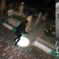 Çorum'da mezarlıkta ağlayan kız için flaş karar! Bakanlığa sunulacak