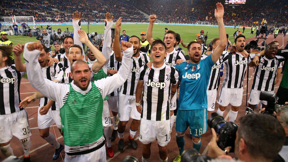 Juventus şampiyonluğunu ilan etti