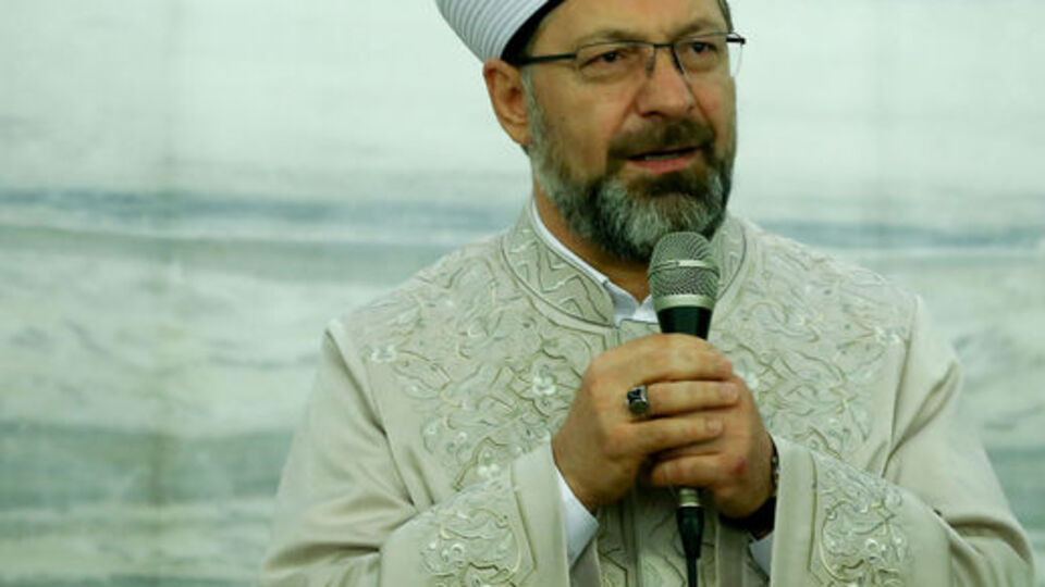 Erbaş: Çocuklarımızın neler öğrenmeleri gerekiyorsa onu öğreteceğiz