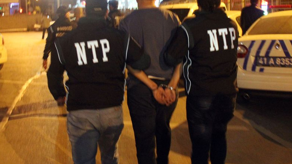 Kocaeli'de zehir tacirlerine operasyon! Çok sayıda gözaltı