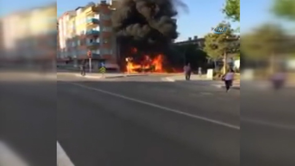 Görenler korku dolu gözlerle izledi