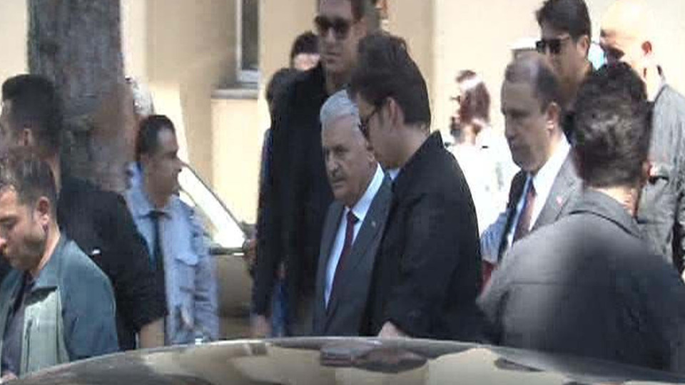 Başbakan Yıldırım'dan hasta ziyaretleri