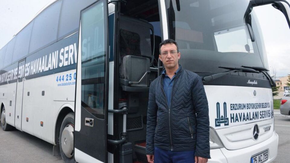 Hakimle servis şoförünün 'yer' tartışması adliyelik oldu