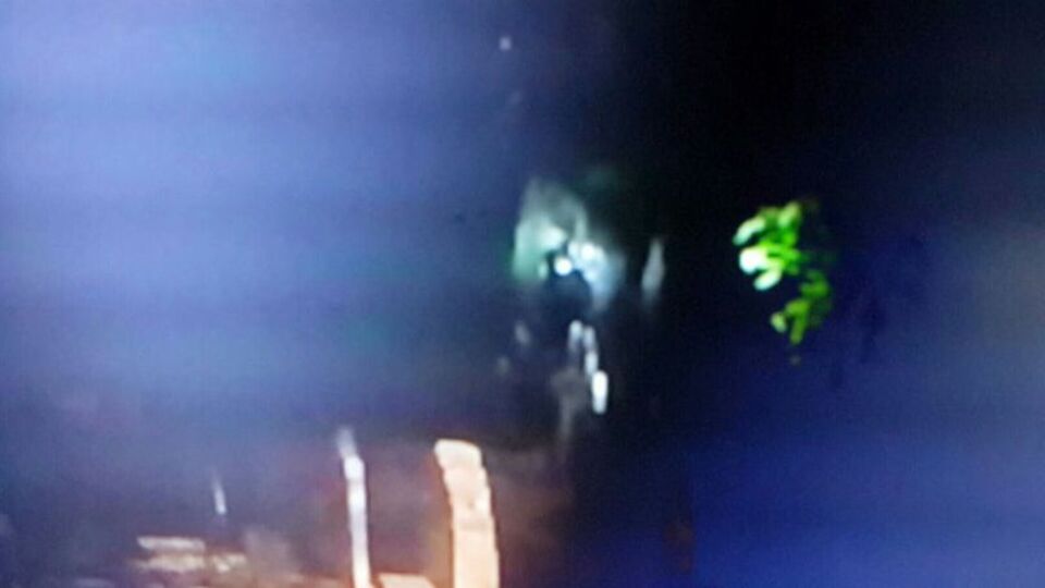 Mezarlıktaki gizemli kız Çorum'u ikiye böldü!