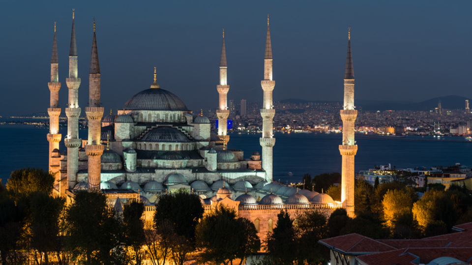 Akşam ezanı saat kaçta okunacak?