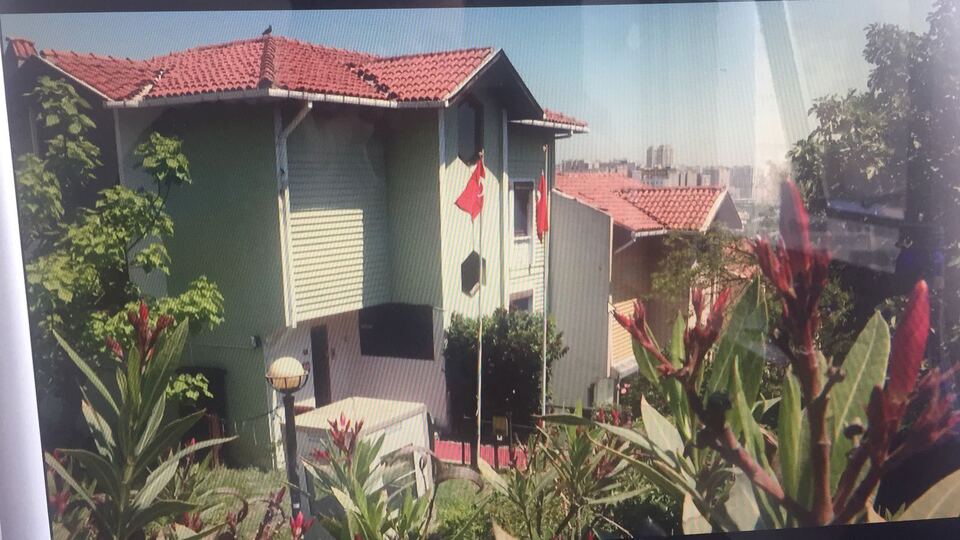 Villada milyonluk soygun