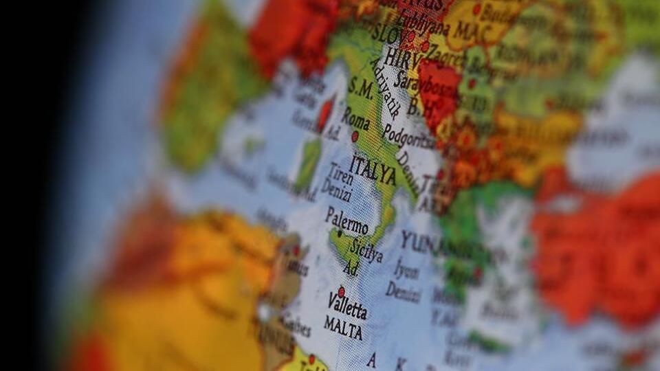 İtalya'da hükümet müzakereleri sürüyor