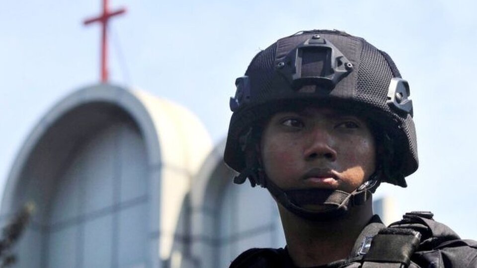 Endonezya saldırıları: IŞİD nasıl destek topluyor?