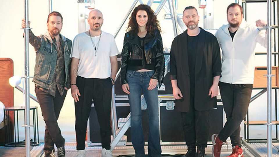 Ekin Türkmen eşliğinde klip