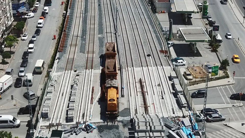 Tren raya indi! Haydarpaşa'ya 2 durak kaldı