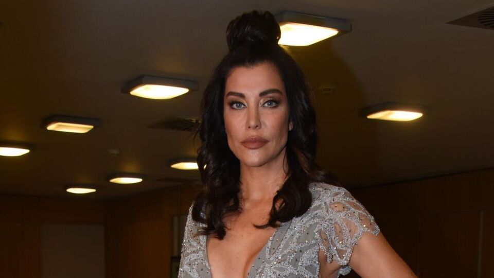 Deniz Akkaya'ya eski sevgilisini tehditten ceza