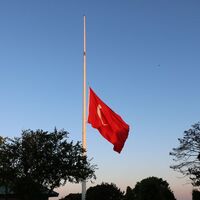 3 günlük yas! Bayraklar yarıya indirildi