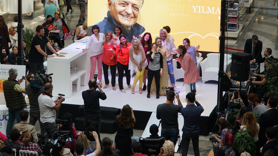 Türkiye kadınlar için kitap yazdı!