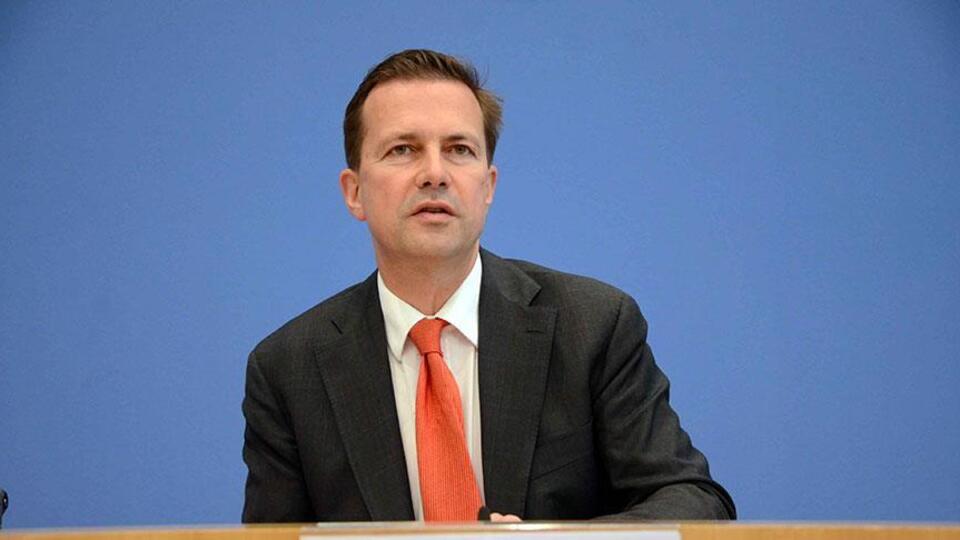 Alman hükümeti Gazze'deki kanlı olayları kınamadı