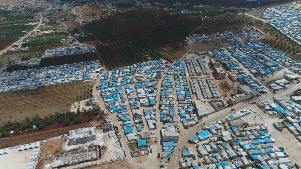 Rejim yine İdlib'i vurdu! 2 çocuk öldü