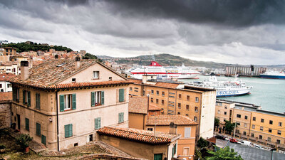 Biraz Yunan oldukça İtalyan: Ancona!