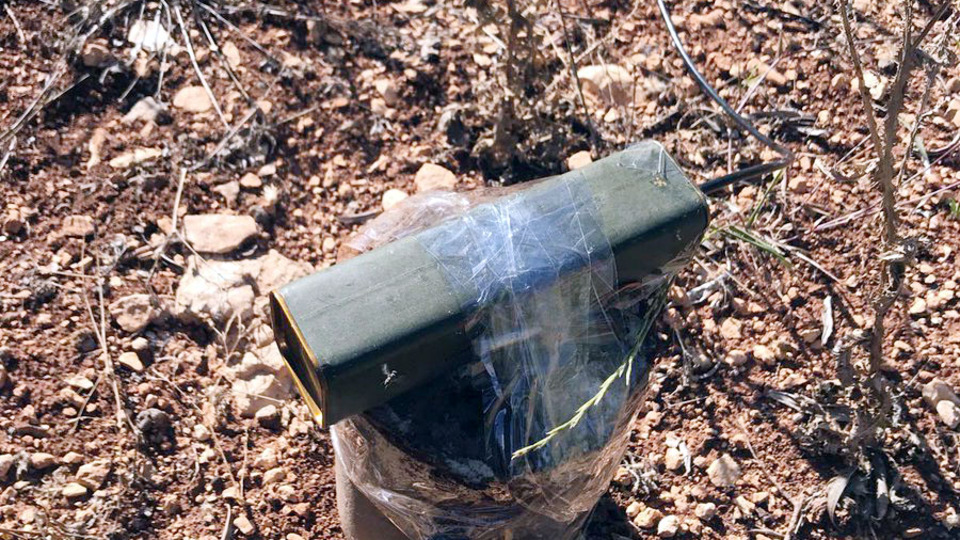 Afrin'de patlayıcı imhası sürüyor