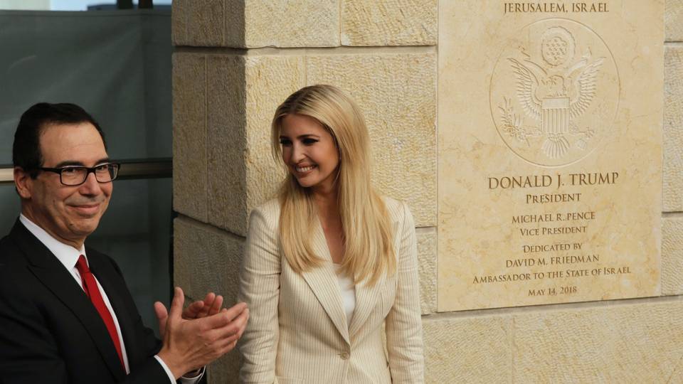 ABD basınından Ivanka Trump'a: Babasının küçük gulyabanisi!