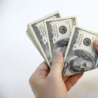 Dolar 4.46 liranın üzerinden döndü