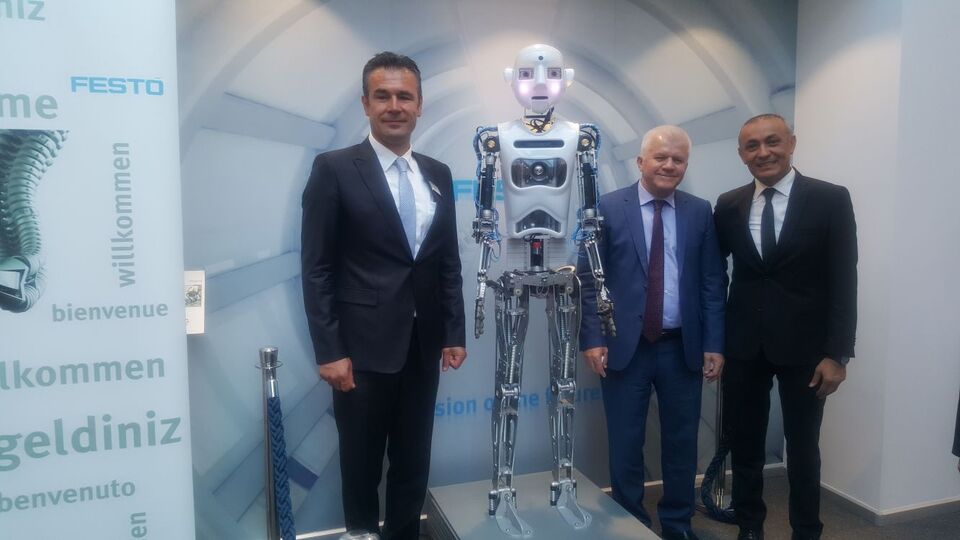 T tipi eleman aranıyor