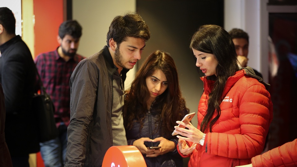 23 milyon aboneyi aşıp gelirde çift haneli büyüdü