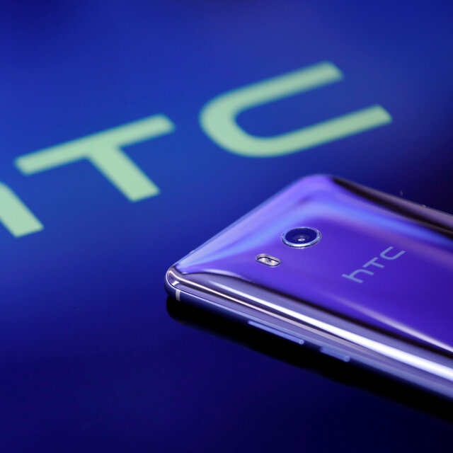 HTC bombayı patlattı! Bitcoin teknolojisiyle çalışan telefon!