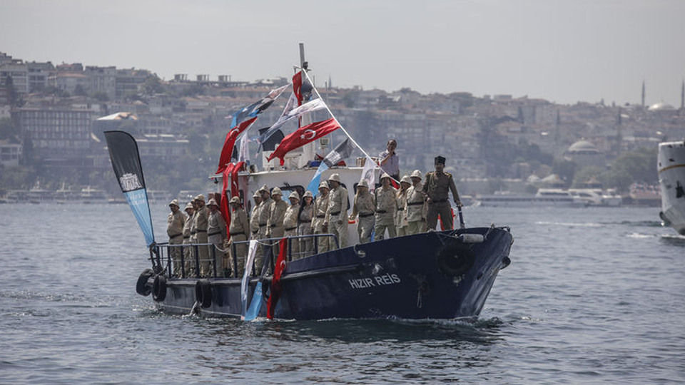 Beşiktaş'ta "İlk adım yürüyüşü" düzenlendi