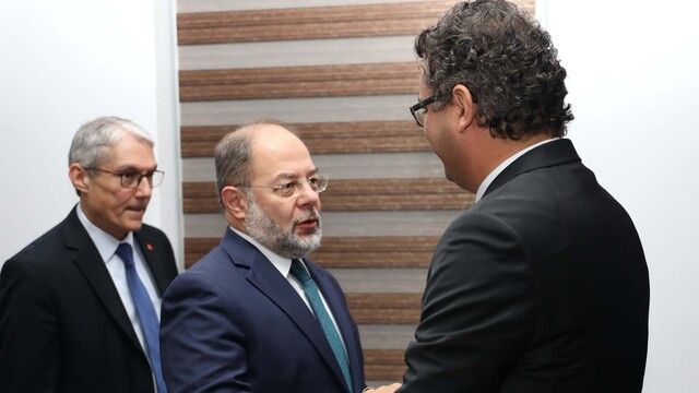 Akdağ: İsrail ve Mısır yaralıları taşıyacak uçağa izin vermedi!