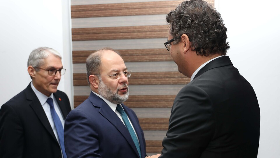 Akdağ: İsrail ve Mısır yaralıları taşıyacak uçağa izin vermedi!