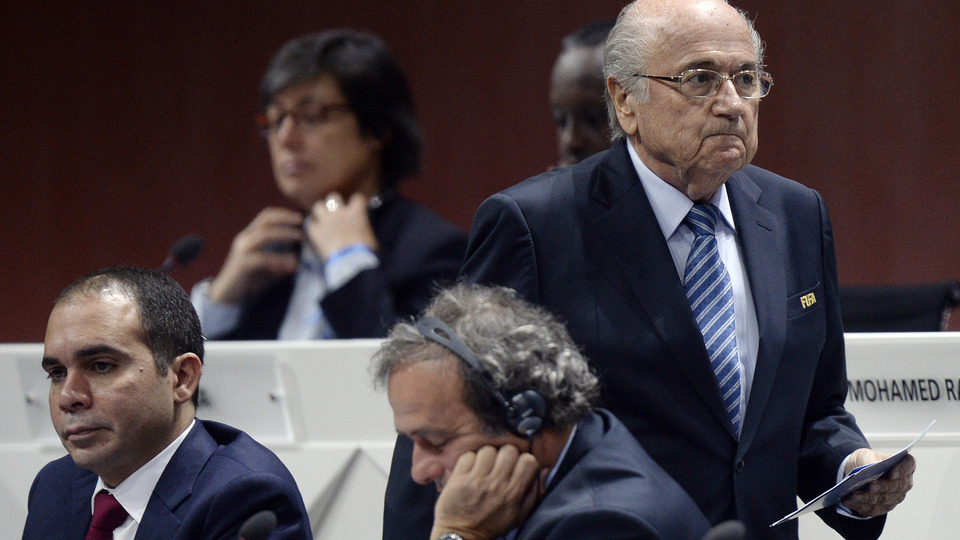 Blatter, Platini'yi suçladı!