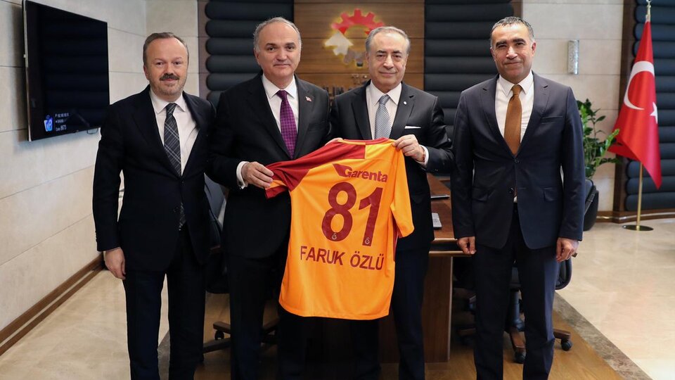 Başkan Cengiz, Bakan Özlü'yü ziyaret etti