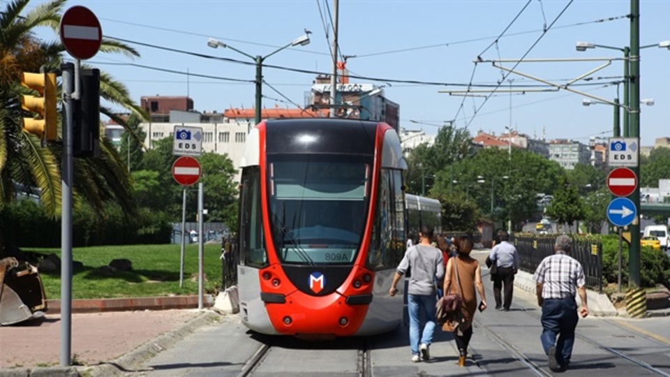 Teknik arıza tramvay seferlerini aksattı
