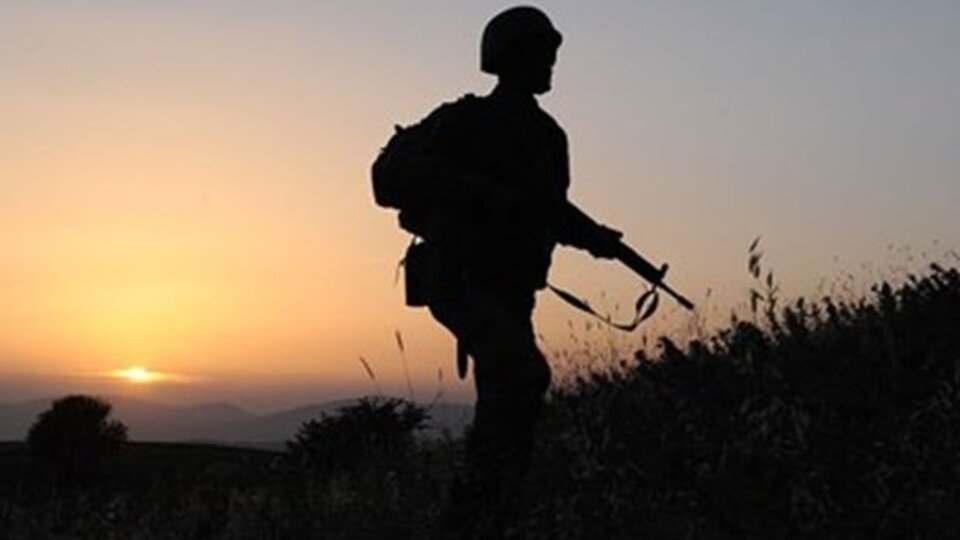 Afrin'de terörist kampı bulundu