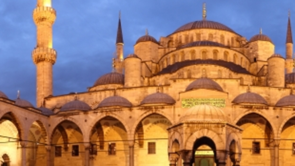 Ramazan'ın ilk iftarı Hakkari'de açılacak