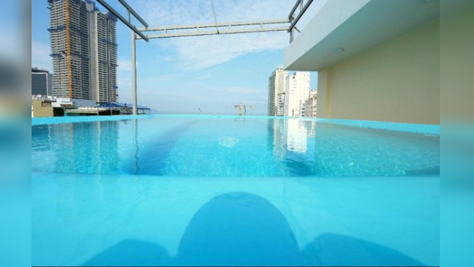 Rezervasyon yaptırdığı otel şoke etti